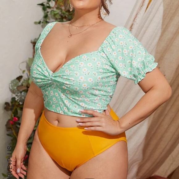 Daisy Floral bikini swim set - Picture 2 of 4